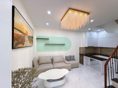 Bán nhà trương định hoàng mai , 37m2 5t 4m mặt tiền giá 6,35 tỷ 0