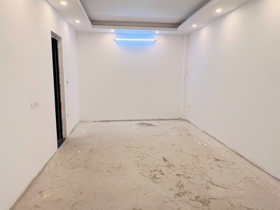 Bán nhà trương định, hoàng mai , mới kooong , thang máy 5t 42m2 3,6m mặt tiền,giá 8,9 tỷ 4