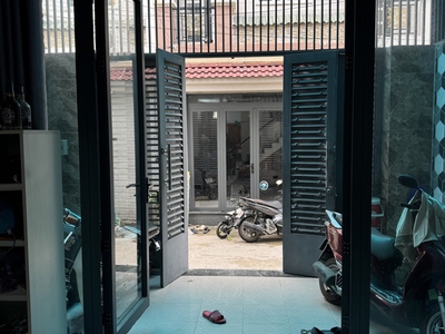 Bán nhà 4 tầng quốc lộ 13 phường hiệp bình phước xe hơi đỗ cửa 60M2 nhỉnh 6 tỷ - nhà mới vào ở ngay 0