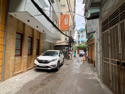 Cc bán nhà trả công thợ. giảm chào 500 triêu. hoàng mai 46m 5t. thông  kd  ô tô vào nhà. hơn 10 tỷ 0