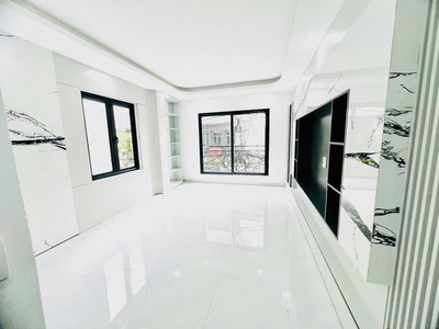 Cc bán nhà trả công thợ. giảm chào 500 triêu. hoàng mai 46m 5t. thông  kd  ô tô vào nhà. hơn 10 tỷ 2