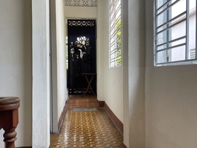 Lô góc mặt tiền lý tự trong, 100m2, ngang 5.5m, 3 tầng. 13.x tỷ 2