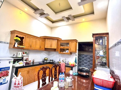 Bán nhà 1t1l mới đẹp p.tân phong, gần chợ 26, đường oto thông chỉ 2 tỷ750 2