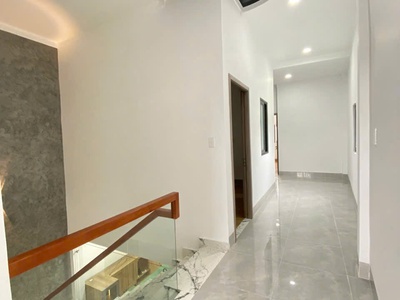 Bán nhà 1t1l mới tinh, gần trường bùi thị xuân, đường oto chỉ 3tỷ650 3