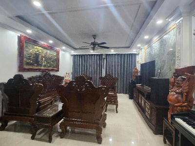 Bán nhà trân quốc hoàn, phân lô, ôtô tránh, kinh doanh, 58m2 x5t chỉ 17 tỷ 0