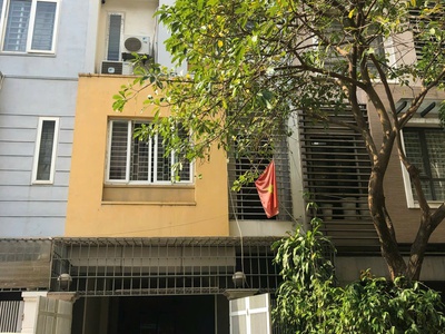 Cho thuê nhà liền kề làm văn phòng. Nhà liền kề KĐT Văn Khê, Hà Đông 3