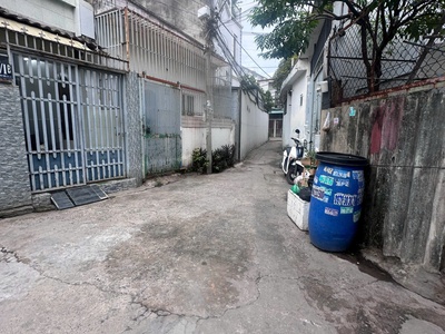 Chính chủ cần bán gấp nhà nguyên căn cấp 4 nội thất cơ bản đường số 5 - tp hồ chí minh 3