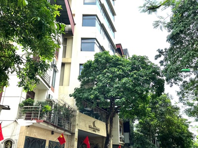 Bán nhà mặt phố q cầu giấy, vị trí đẹp, ô tô 2 chiều, vỉa hè rộng, mt5m nhỉnh 29 tỷ 0