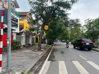 Cho thuê nhà làm văn phòng, cửa hàng, kinh doanh địa chỉ khu dô thị văn phú hà đông hà nội 1