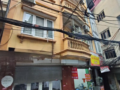 Nhà mặt phố đê la thành, 28,5 tỷ, 80 m2, 5pn, đống đa, hà nội , kinh doanh đỉnh 0