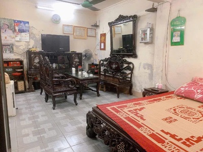 Bán gấp siêu phẩm mặt phố hàng vải. trung tâm phố cổ hoàn kiếm-diện tích:112.3m  x 1 tầng. mặt tiền 1