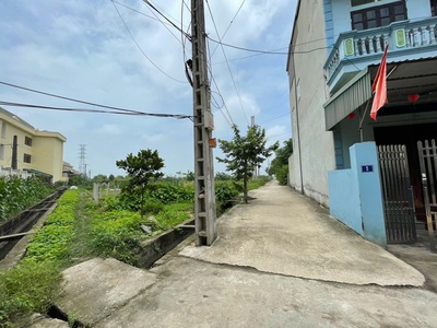 Phải nhanh mới kịp -  chỉ hơn 4đ có ngay lô góc dt 75m2 - trung tâm kim bài - ubnd thanh oai - ô 3