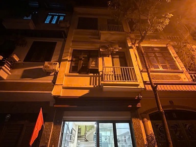 Chỉ 23,5 tỷ có nhà kinh doanh đỉnh cao tại kđt linh đàm  vỉa hè, ô tô tránh 0