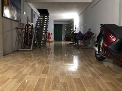 Bán nhà đang cho thuê 10tr có thể 30tr, p1quận 10 gần chợ hồ thị kỷ  60m2m,3t 5pn ,khu kd  phù hợp 3