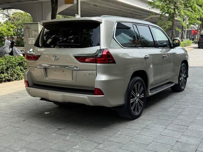 Bán Lexus LX570 nhập Mỹ, Model 2019, mới 99. 3