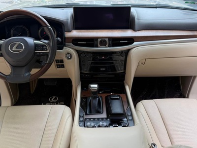 Bán Lexus LX570 nhập Mỹ, Model 2019, mới 99. 7