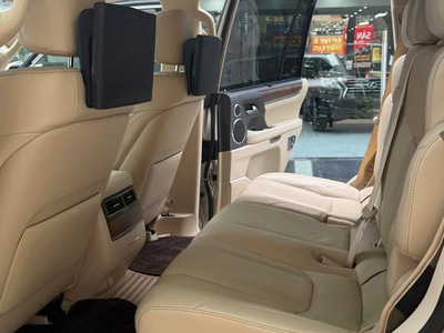 Bán Lexus LX570 nhập Mỹ, Model 2019, mới 99. 8