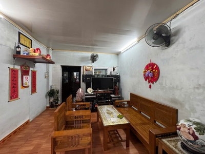 Bán đất tặng nhà đường Phương lưu, Mặt tiền rộng ngõ rộng 5