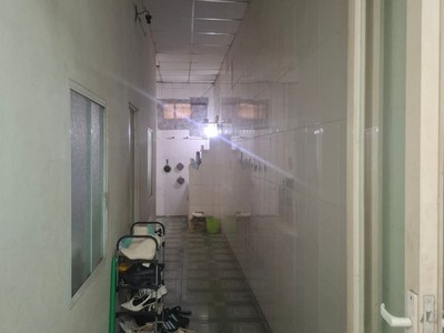 Cho thuê nhà nguyên căn kiệt Ô tô đường Thì Sách. Hải Châu  7trieu 1