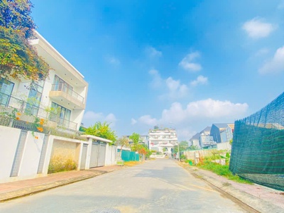 Bán đất biệt thự tại Nam Vĩnh Yên, Khai Quang, Vĩnh Yên, Vĩnh Phúc. DT 440m2 giá chỉ 35 triệu/m2 2