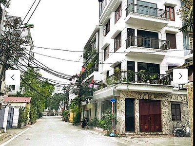 HÓT  LÔ GÓC-LÂM HẠ-Long Biên 45M2, 5 Tầng-Gía 12 TỶ, Ô TÔ Tránh, KD. 0