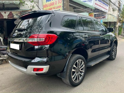 Bán xe Ford Everest Titanium 2.0L 4x2 AT 2020, màu đen. 2