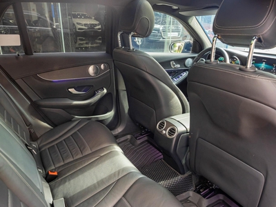 Bán xe Mercedes GLC 300 4Matic 2021, màu đen. 11