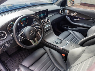 Bán xe Mercedes GLC 300 4Matic 2021, màu đen. 12