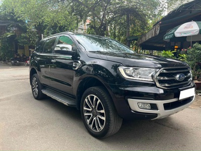 Bán xe Ford Everest Titanium 2.0L 4x2 AT 2020, màu đen. 5