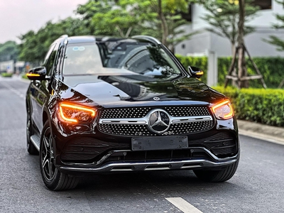 Bán xe Mercedes GLC 300 4Matic 2021, màu đen. 6
