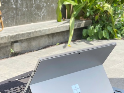 Tuyển Em Surface Pro 6 I5 Gen8 Ram8g Ssd256g Màn hình 13.3 inch full 2k   TOUCH  Likenew zin keng 1
