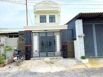 Bán Nhà MT 7m TT. Cần Đước, GIÁ 2Tỷ3,DT 120m2 , SHR, Công Chứng Sang Tên Ngay 4