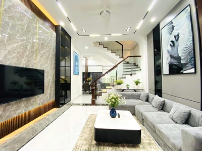 NHÀ ĐẸP GIÁ ĐẦU TƯ   40M2 4 TẦNG   254 MINH KHAI   ngõ nông cách ô tô 90m  5 tỷ 9. 0