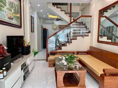 SIÊU HIẾM PHỐ MINH KHAI  20m ra ô tô 35m2 5 tầng  hơn 5 tỷ 0