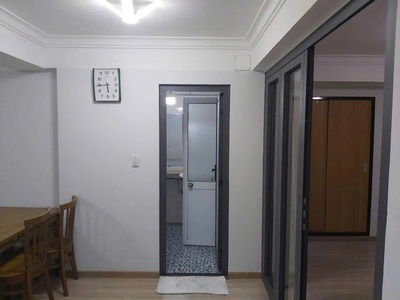 Chung cư Miếu Nổi, Vũ Huy Tân, BT: 72m2, 2p ngủ có ban công, 11tr 1