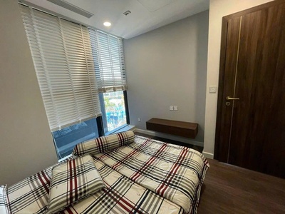 Chung cư Miếu Nổi, Vũ Huy Tân, BT: 72m2, 2p ngủ có ban công, 11tr 4