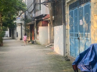 Bán Nhà Lô Góc 2 Mặt Ngõ Thông Thoáng- View Hồ Lộng Gió   Ô Tô Đỗ Cửa -Gần Trường - Chợ- Nhỉnh 4 Tỷ. 1