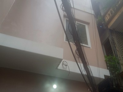 Cho thuê nhà nguyên căn diện tích 15m2 x 5 tầng ở Đặng Tiến Đông - Đống Đa giá 7 triệu/tháng 3