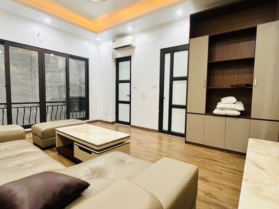 Nhà đẹp gần phố, sát Hồ Tây   Khu dân trí cao, đáng sống bậc nhất   Giá chỉ nhỉnh 7 tỷ 1