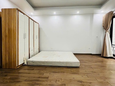 Bán nhà view gần Hồ Tây   Cách phố vài bước chân   Không gian sống lý tưởng   Nhỉnh 7 tỷ 3