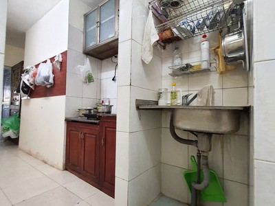Cho thuê căn hộ tầng 2 tòa C2 mặt đường Phạm Ngọc Thạch, Đống Đa 1
