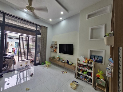 Nhà 4 tầng mới, hẻm xe tải võ văn hát, long trường, gần khu công nghệ cao   chỉ 5.1 tỷ 3