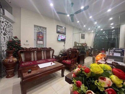 Nhà đẹp - giá tốt - vị trí đắc địa tại đường nguyễn khang, quận cầu giấy, thành phố hà nội 1