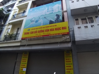 Cho thuê 2 căn nhà phân lô dương khuê, 50m2, 5 tầng, làm spa, văn phòng 1