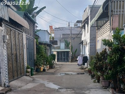 Bán nhà mặt phố tại võ văn hát, 2,6 tỷ, 56 m2, giá tốt hot 0