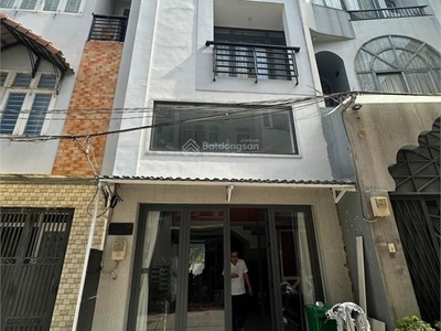 Trung tâm quận 7 - 4 tầng - nở hậu nhẹ tài lộc - xe hơi tới nhà - full nội thất - 7x tỷ 0