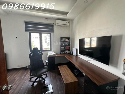 Trung tâm quận 7 - 4 tầng - nở hậu nhẹ tài lộc - xe hơi tới nhà - full nội thất - 7x tỷ 4