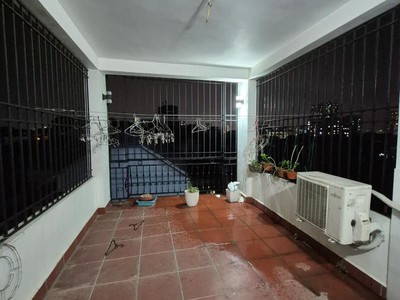 Hiếm- nhà văn quán-hà đông 32m x 5 tầng  3 ngủ giá 5,02 tỷ ở ngay 4