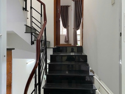 Ngộp hòa bình - quận 11 - 4x18m - hxh 3 tầng btct ở liền 3