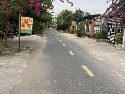 Chủ gấp bán nhà 3 tầng hxh ,64m2, ngay chợ long phước, p.long phước, thủ đức 0